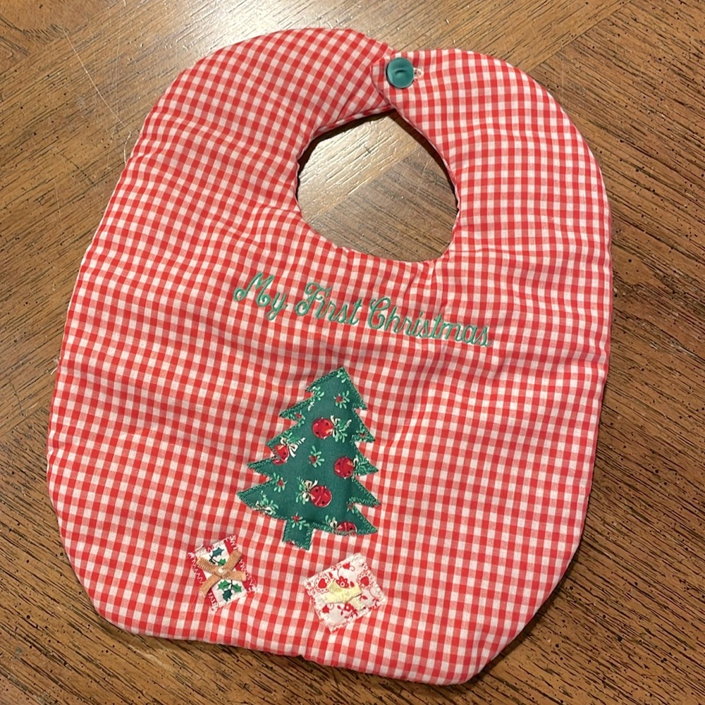 Handmade “My First Christmas” baby bib 🎄 👼🎅